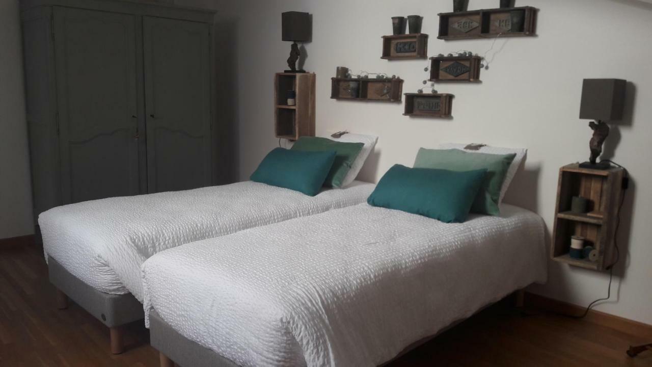 Chambre D'Hotes Les Rives De La Tronne Mer Ngoại thất bức ảnh