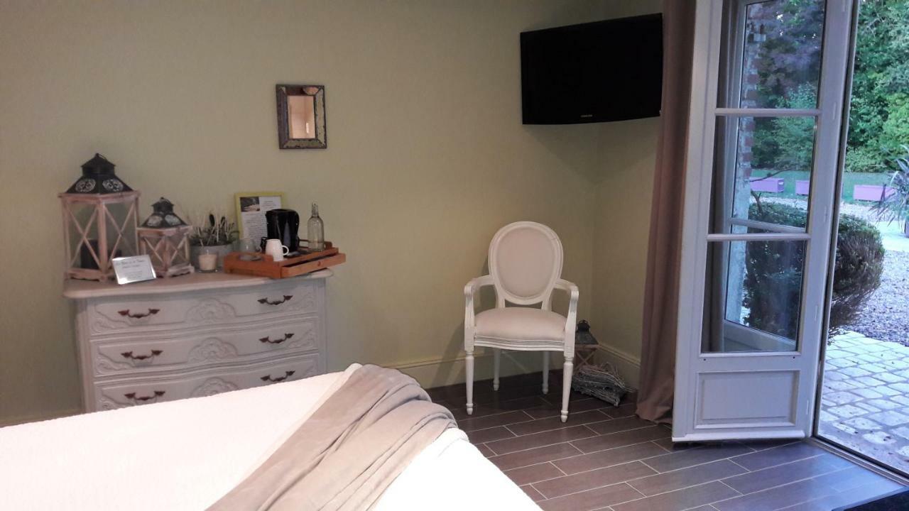 Chambre D'Hotes Les Rives De La Tronne Mer Ngoại thất bức ảnh