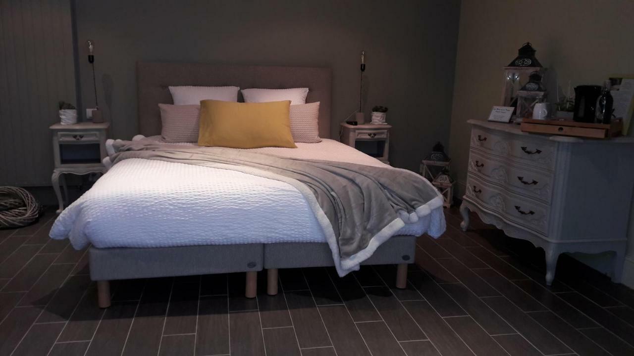 Chambre D'Hotes Les Rives De La Tronne Mer Ngoại thất bức ảnh